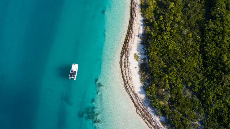 Exploring the Stunning Sandbars of Key West: A Visitor’s Guide